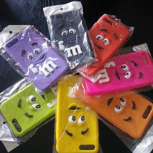M & M Silicone Iphone 7 plus Lot